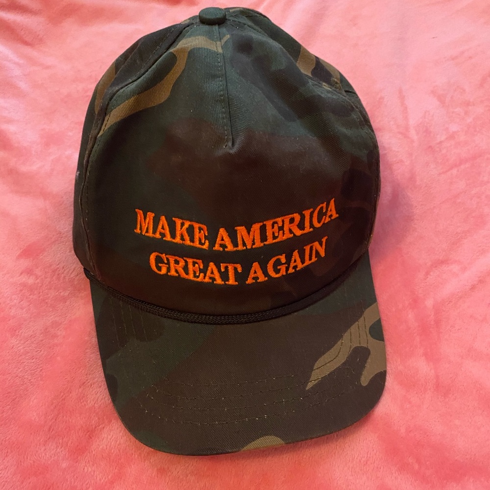🚫SOLD🚫MAGA Camo Hat